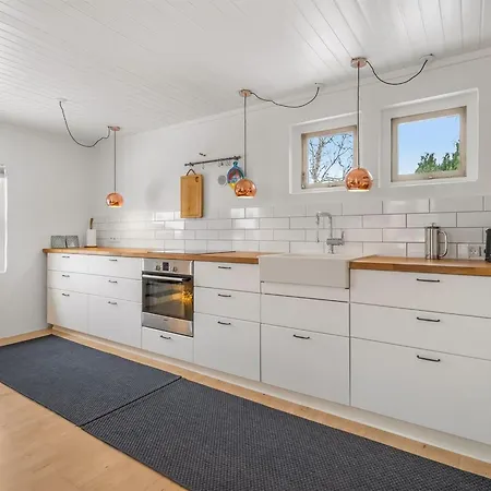 Menke - 300m From The Sea By Interhome *